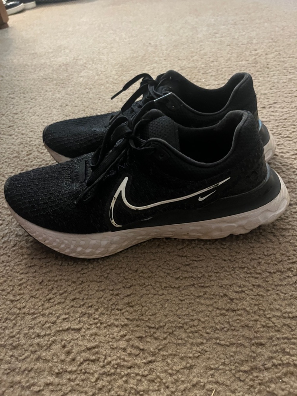 Nike Black and White Women's Running Shoes